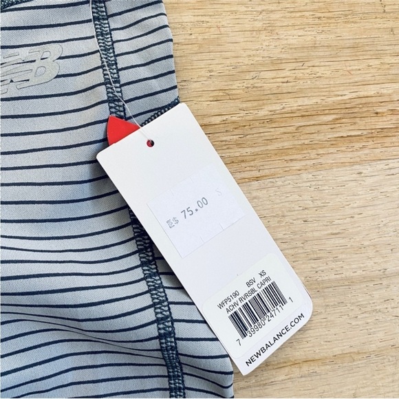 New Balance, Gap,  4 capri workout pants bundle - Picture 4 of 12